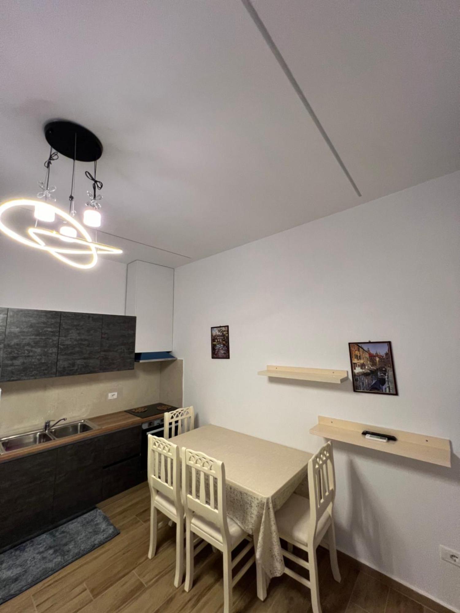 Apartament Hilltop Fier